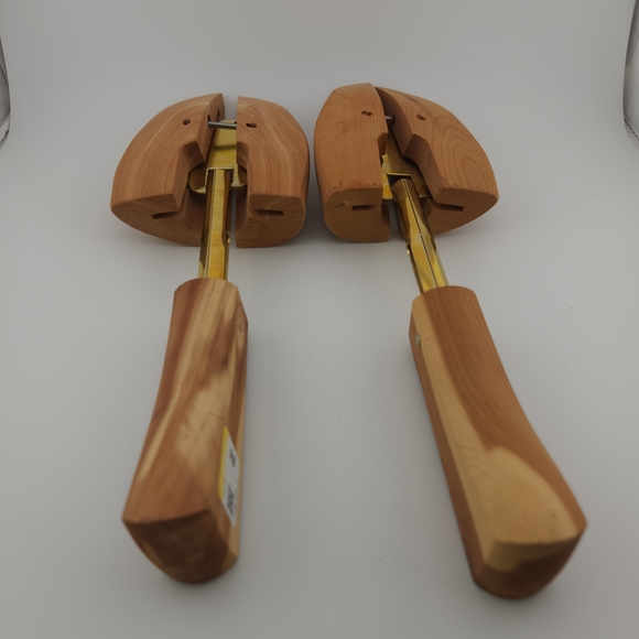 Cedar Wood Shoe Stretchers Rochester Shoe Tree Co. Ashland N.H USA - Picture 3 of 6